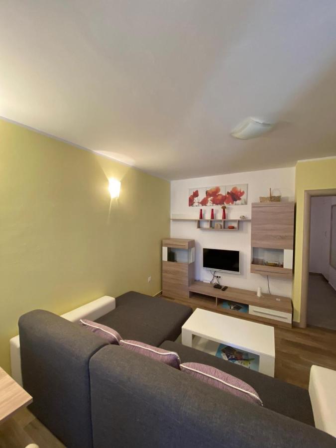 Apartmani Danica Nerezine Buitenkant foto