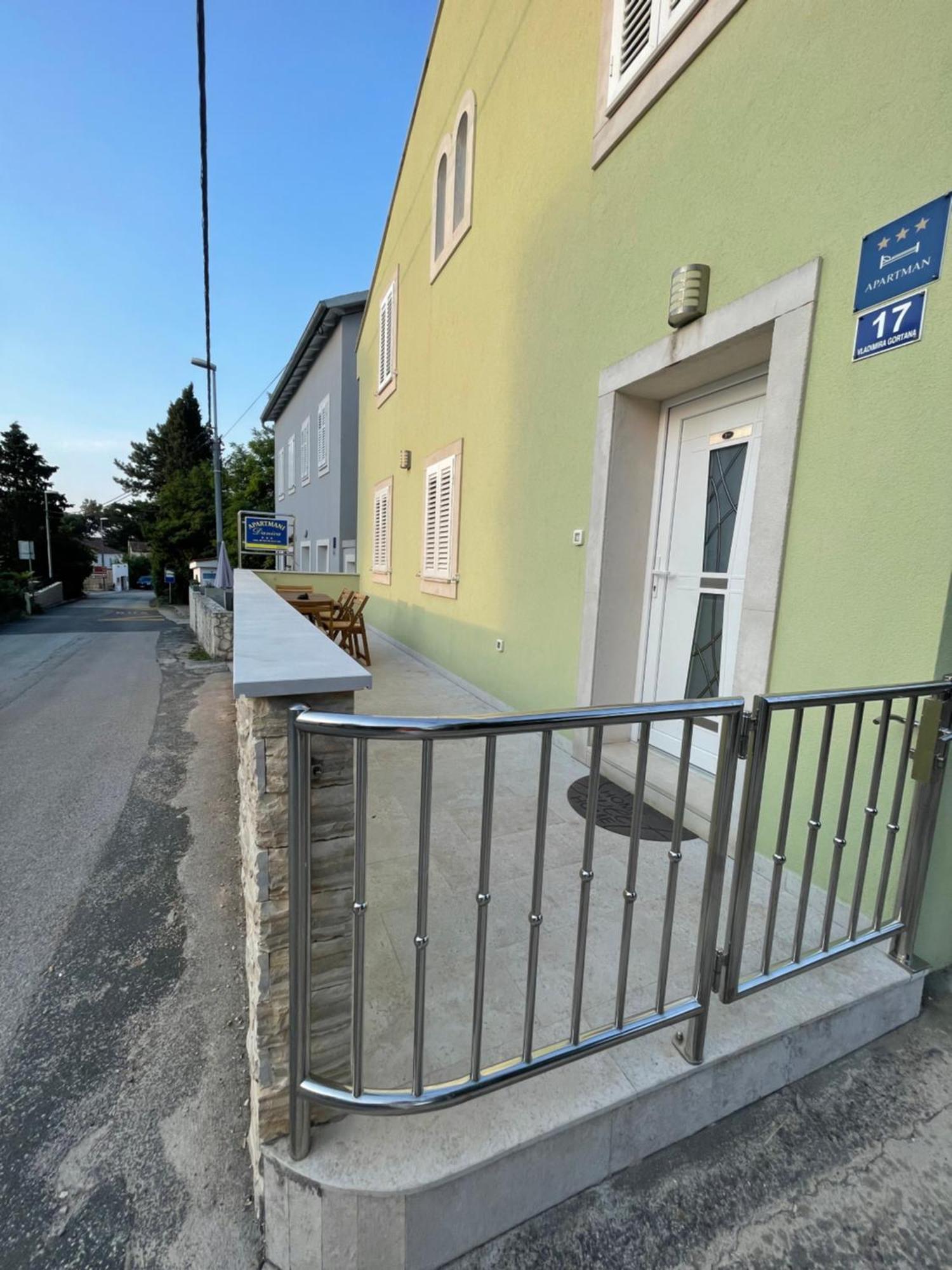 Apartmani Danica Nerezine Buitenkant foto
