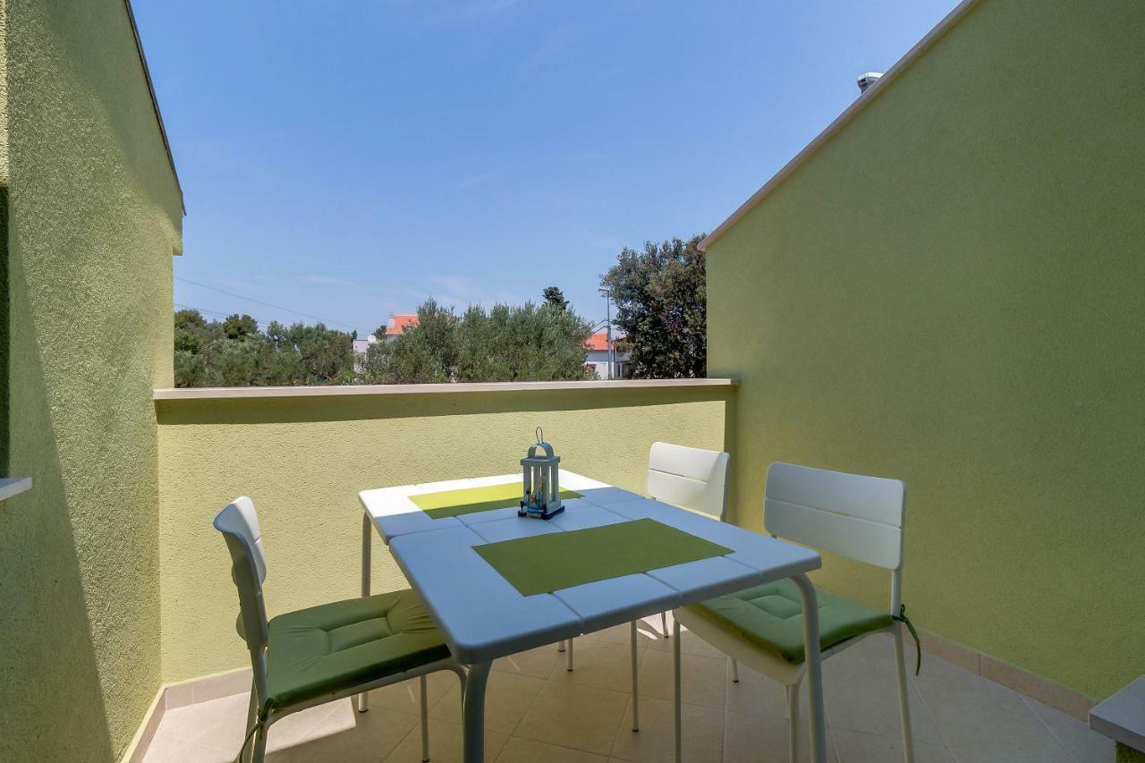 Apartmani Danica Nerezine Buitenkant foto