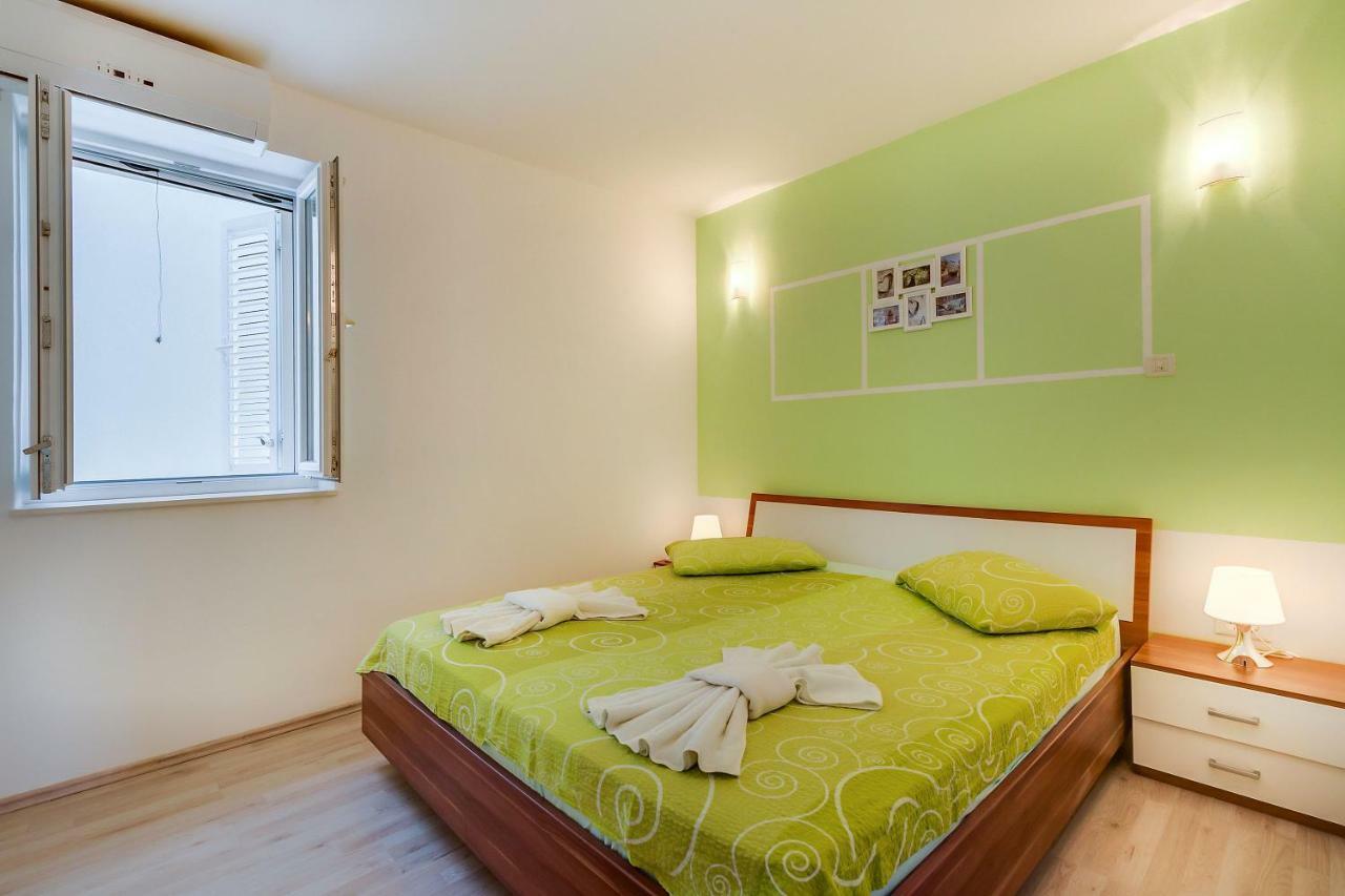 Apartmani Danica Nerezine Buitenkant foto