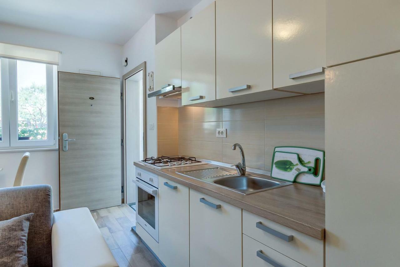 Apartmani Danica Nerezine Buitenkant foto