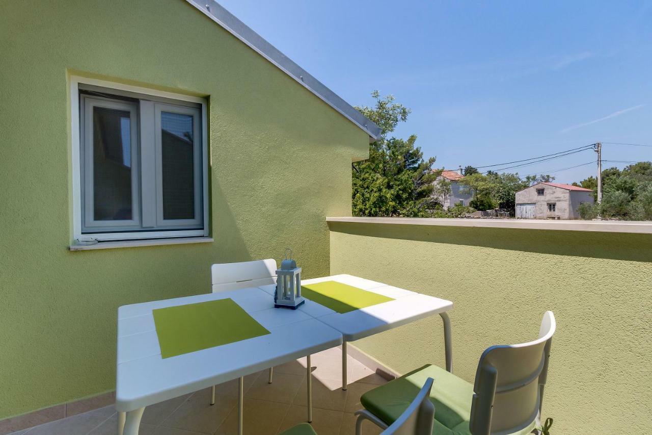 Apartmani Danica Nerezine Buitenkant foto