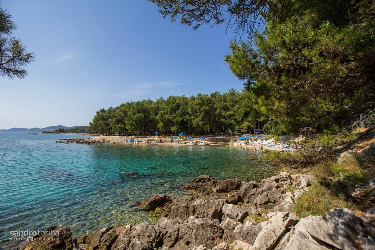 Apartmani Danica Nerezine Buitenkant foto